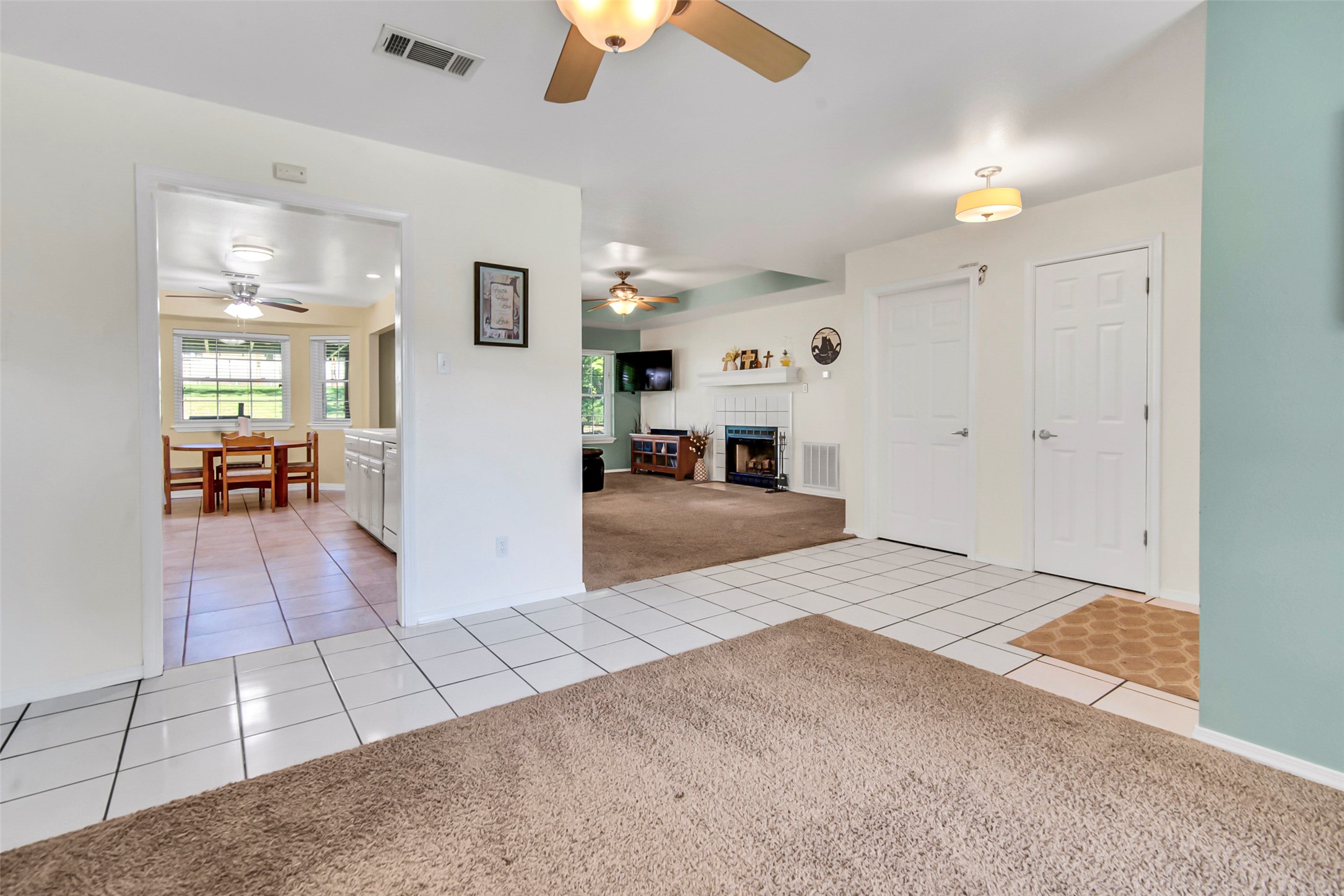 731 Deleon Street Denison TX 75020