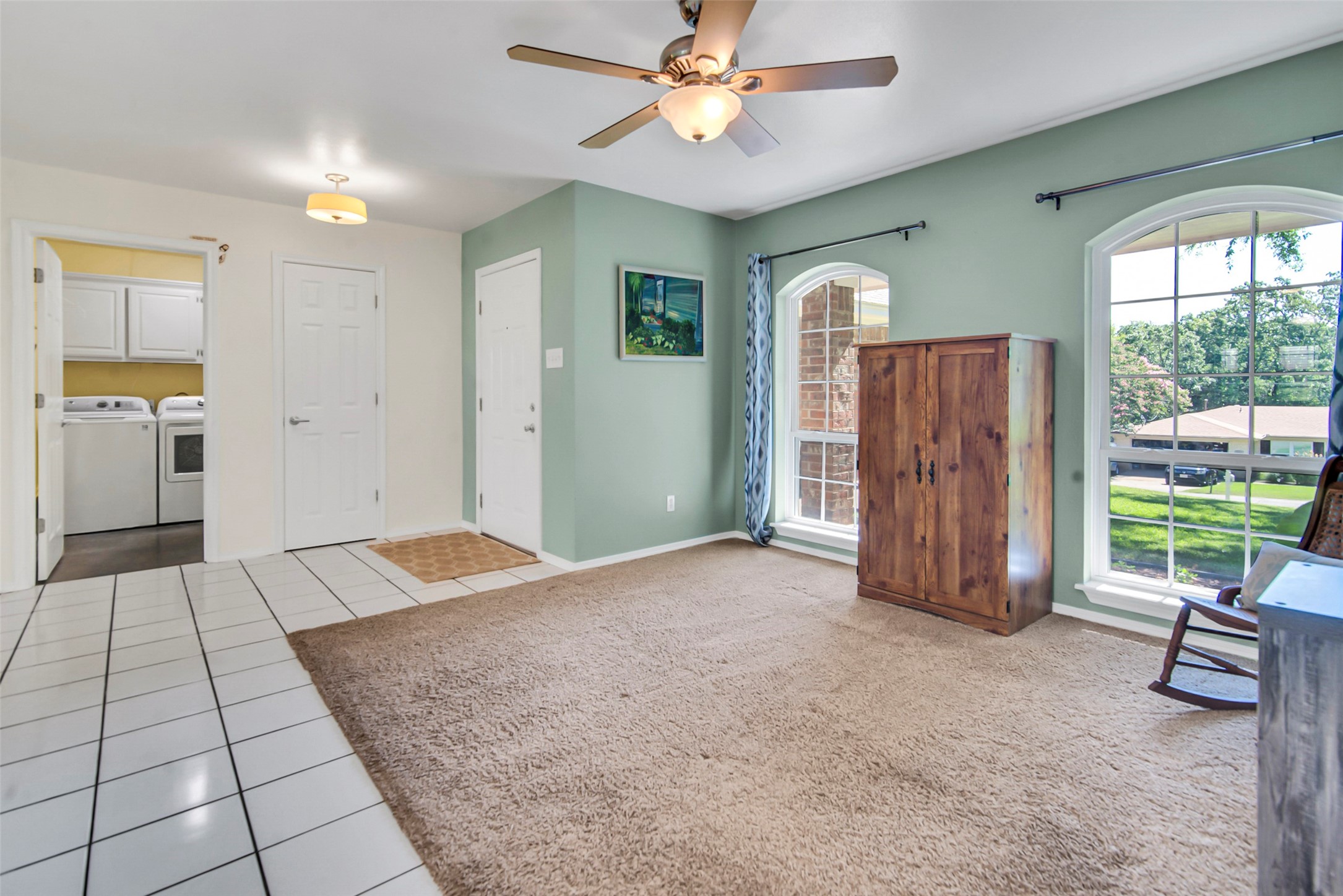 731 Deleon Street Denison TX 75020