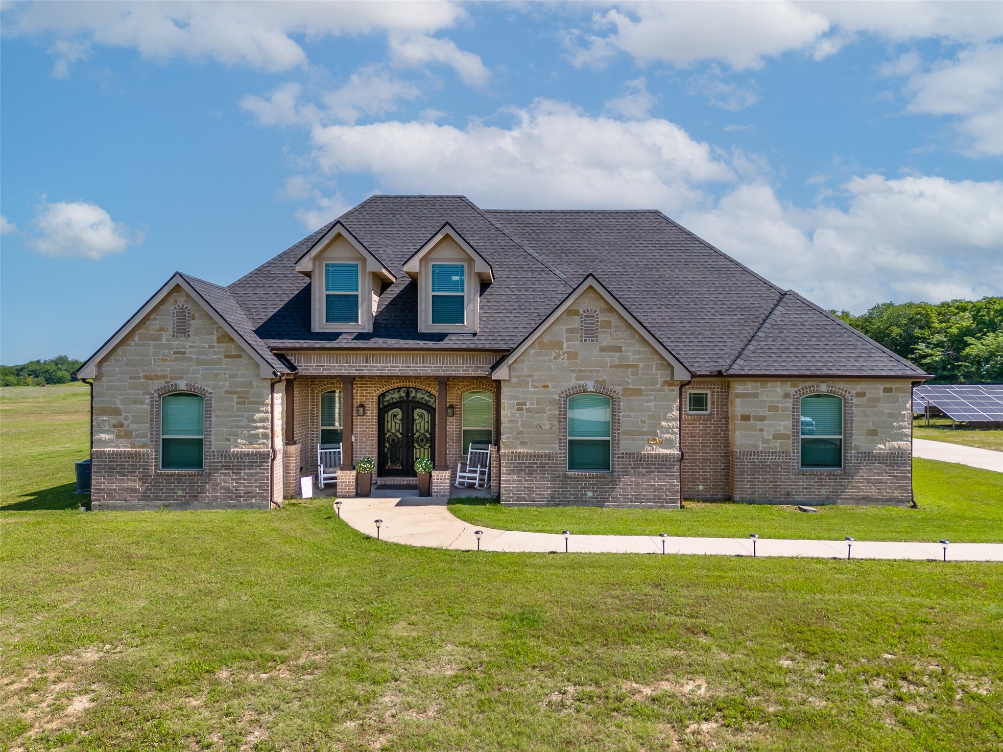 1221 Fm 272 Leonard TX 75452