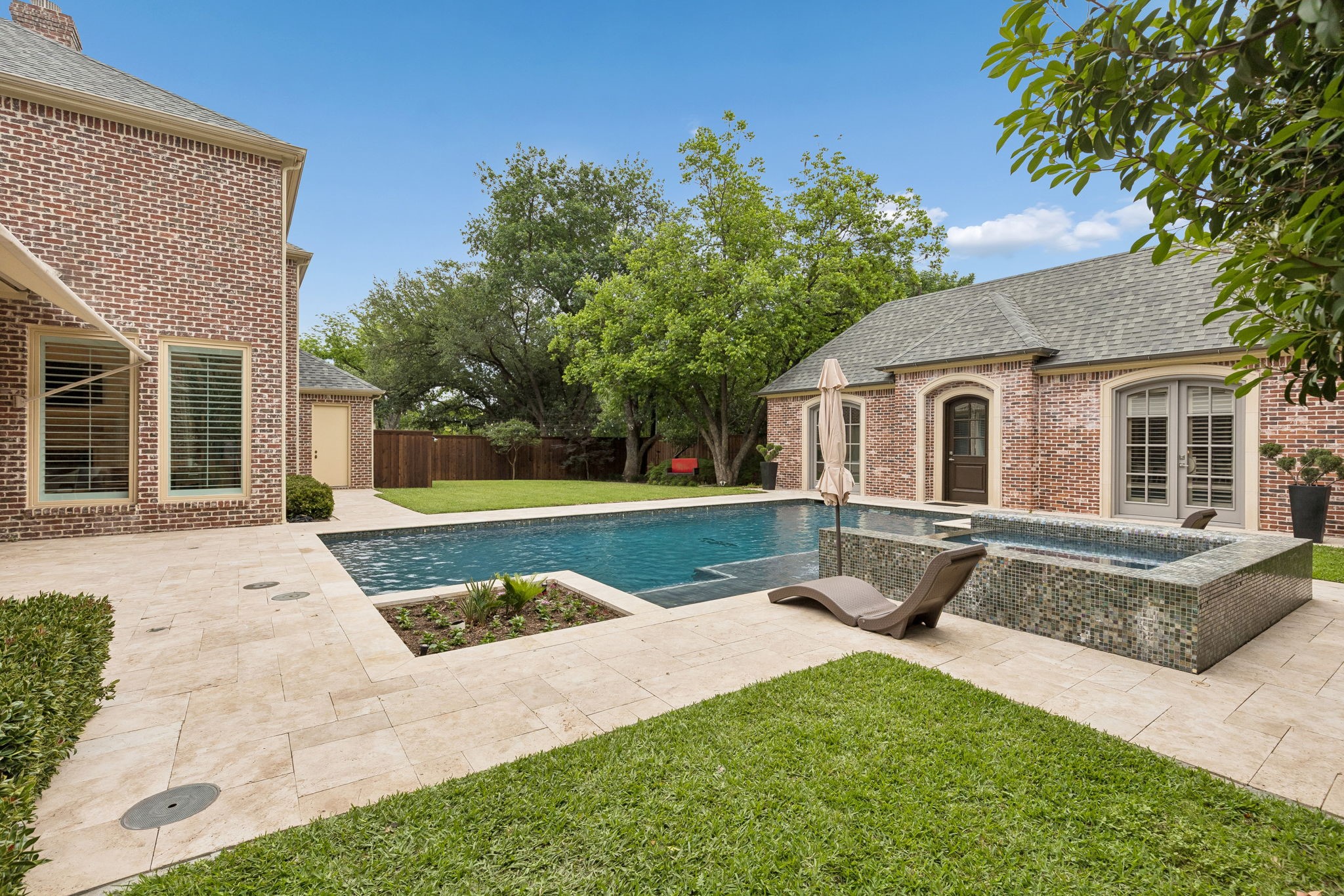 4234 Williamsburg Road Dallas TX 75220