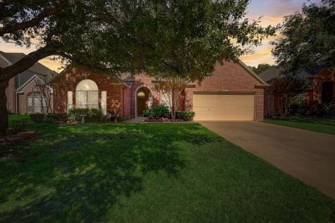 1844 Glen Wood Drive Grapevine TX 76051