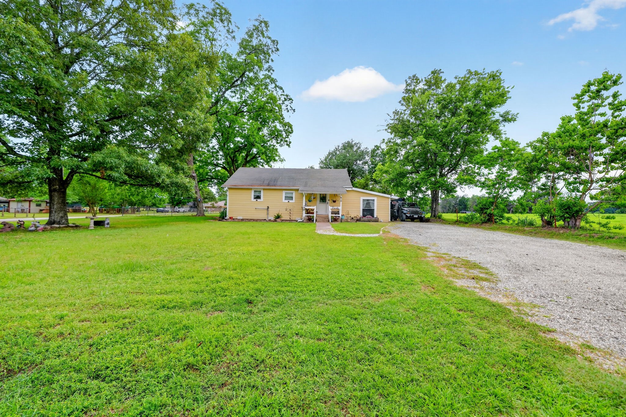 610 Crooked Creek Road Edgewood TX 75117