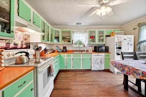 610 Crooked Creek Road Edgewood TX 75117