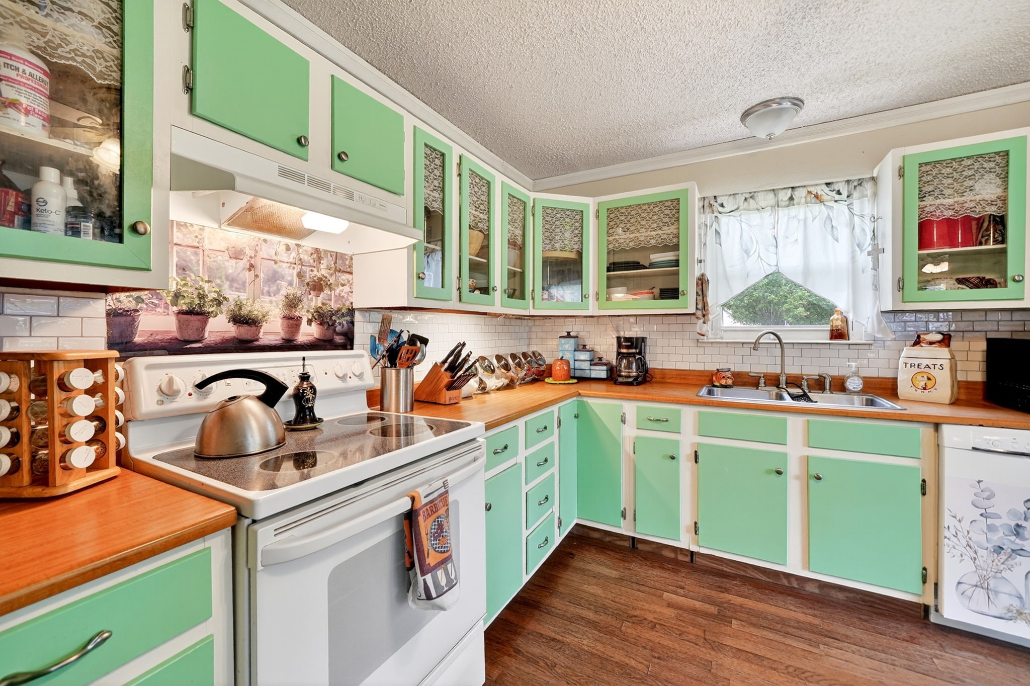 610 Crooked Creek Road Edgewood TX 75117