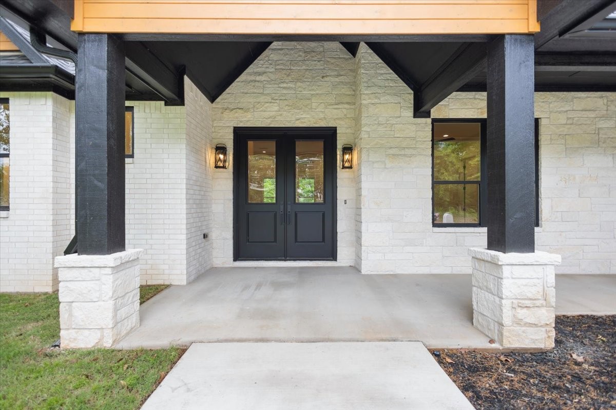 543 County Road 6305 Mineola TX 75773