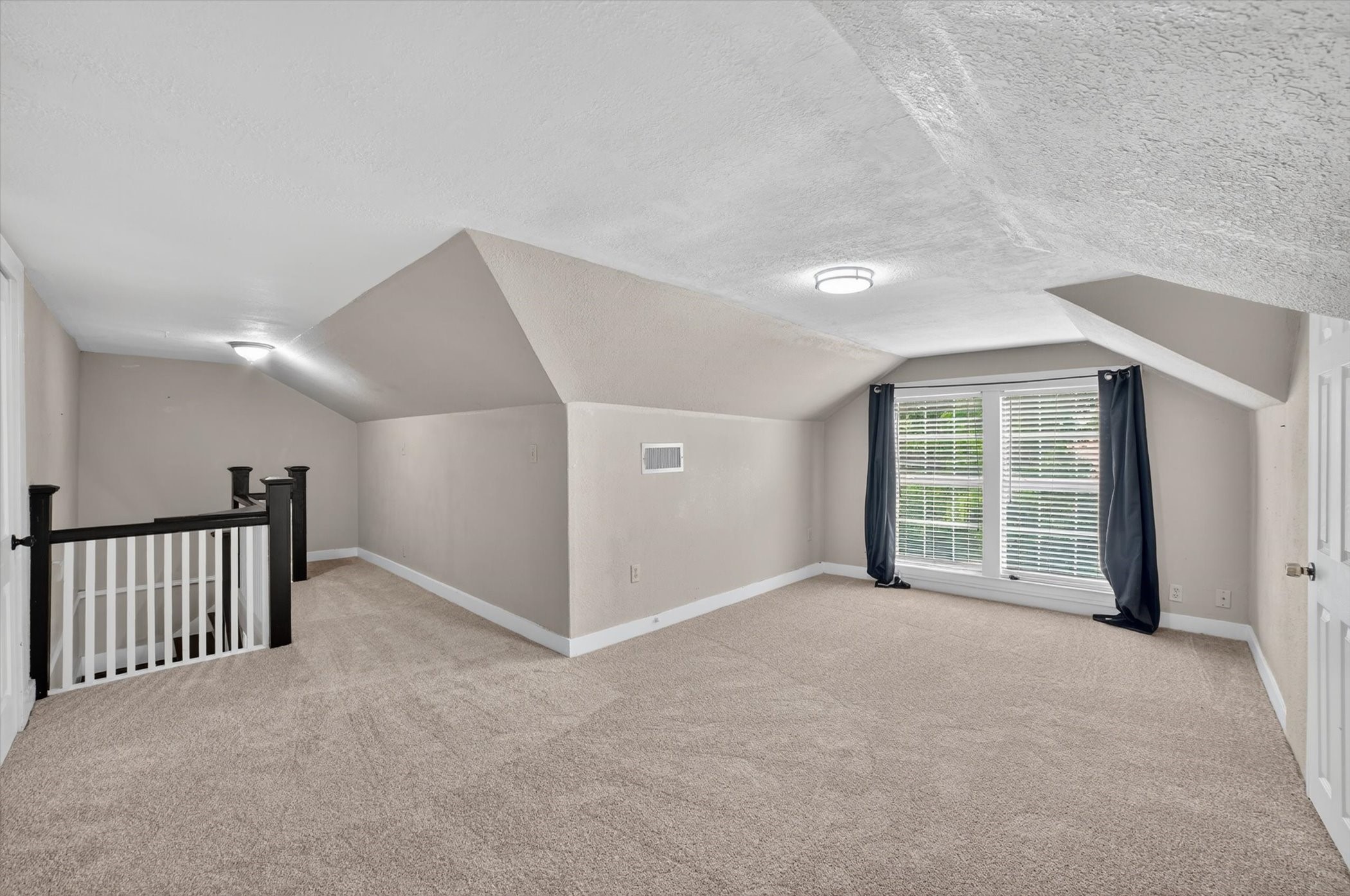 504 W Grove Street Kaufman TX 75142