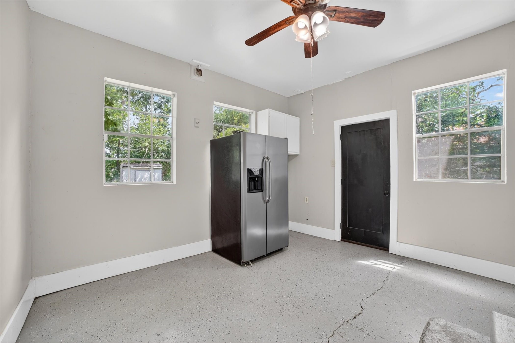 504 W Grove Street Kaufman TX 75142