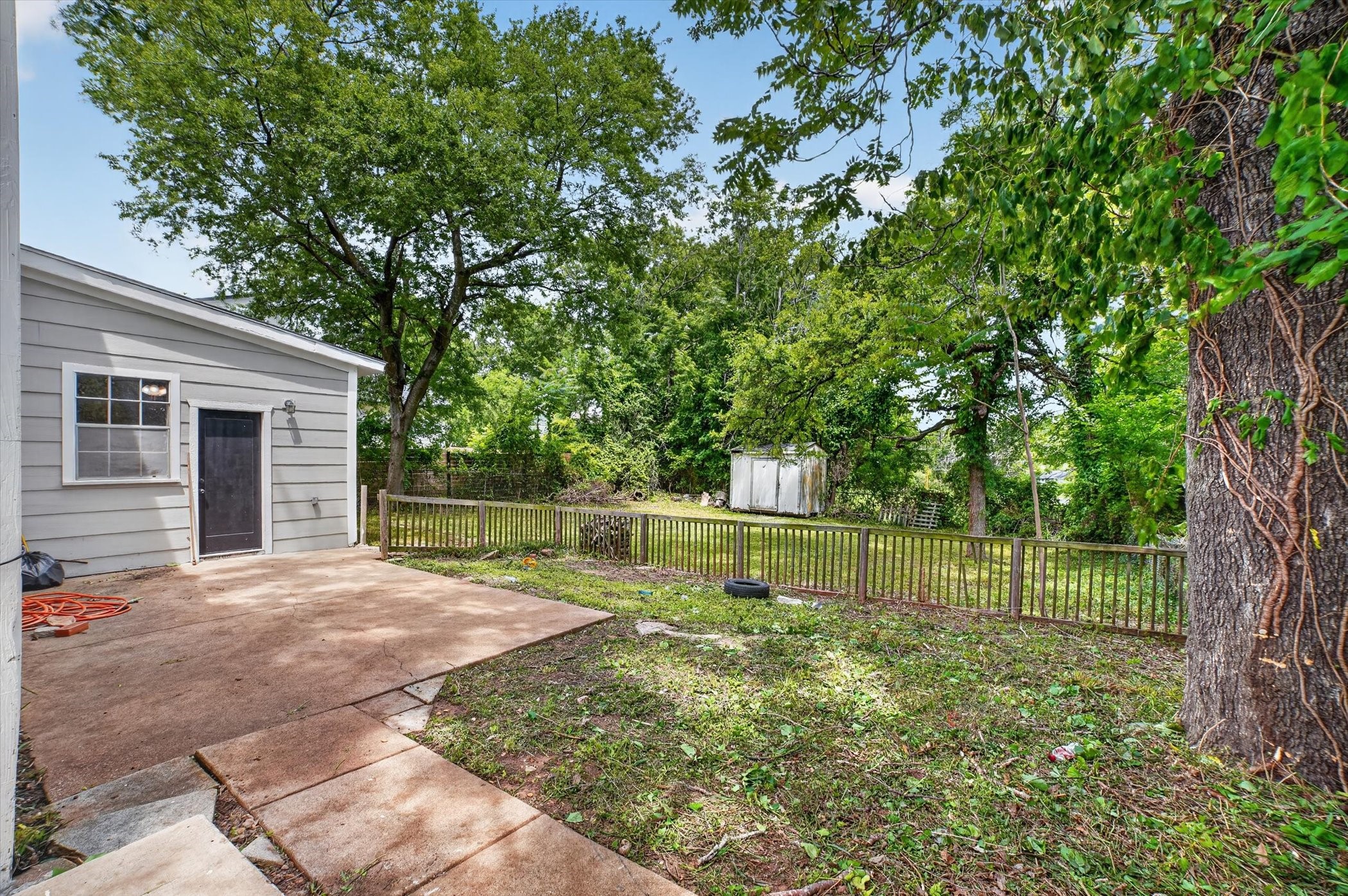504 W Grove Street Kaufman TX 75142
