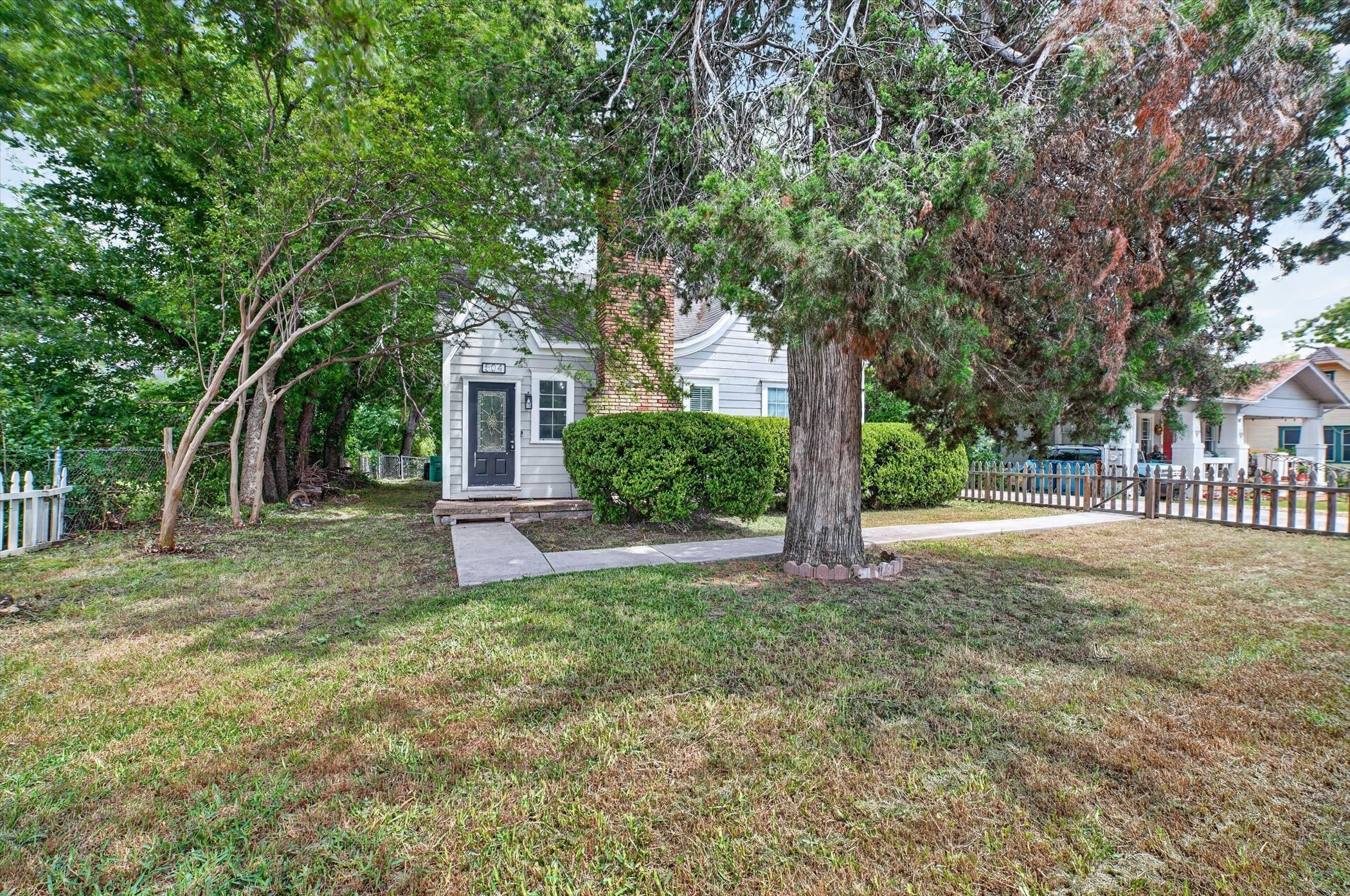 504 W Grove Street Kaufman TX 75142
