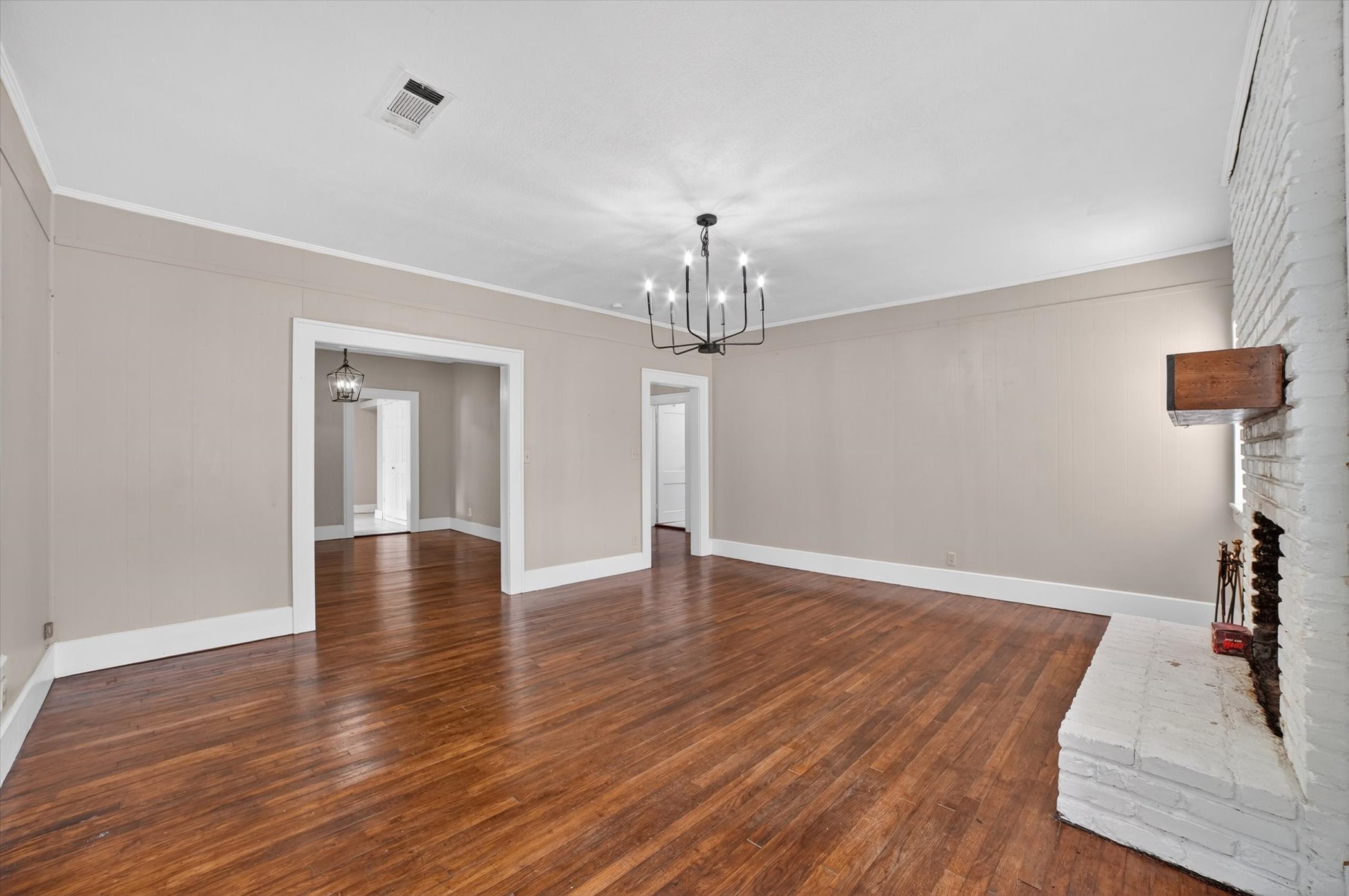 504 W Grove Street Kaufman TX 75142