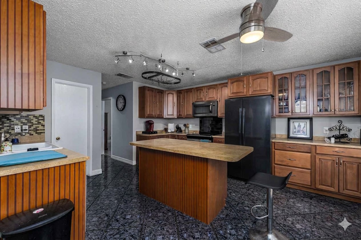 5209 Prestwick Drive Fort Worth TX 76135