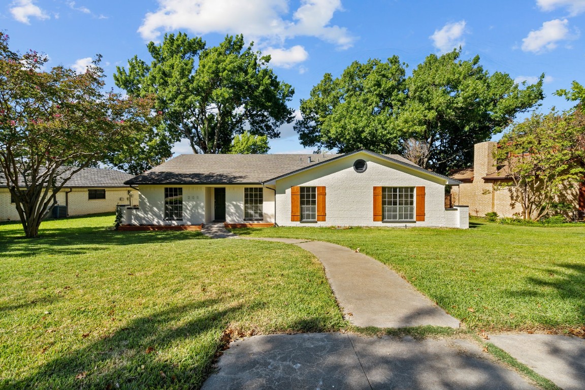 205 Lakeview Drive Rockwall TX 75087
