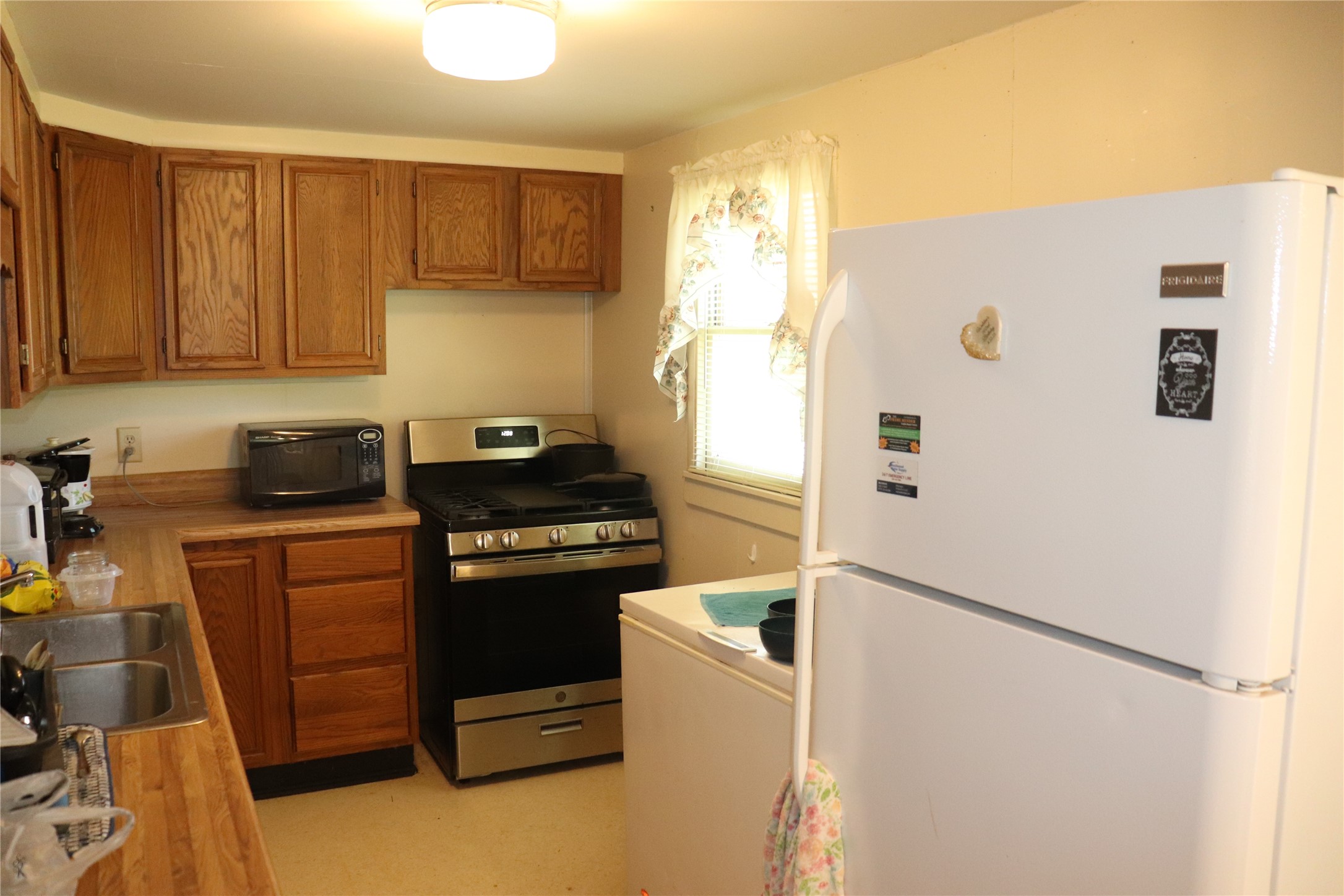 798 County Road 189 Carbon TX 76435