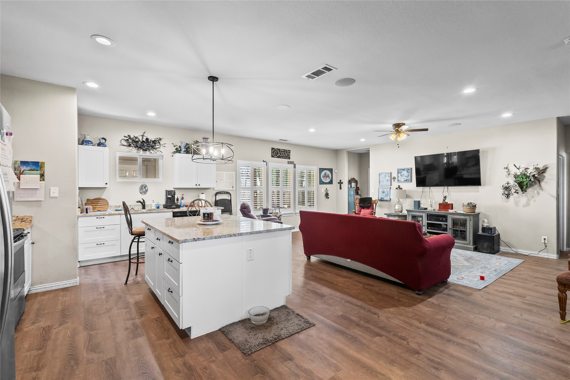 8045 County Road 1200 Grandview TX 76050