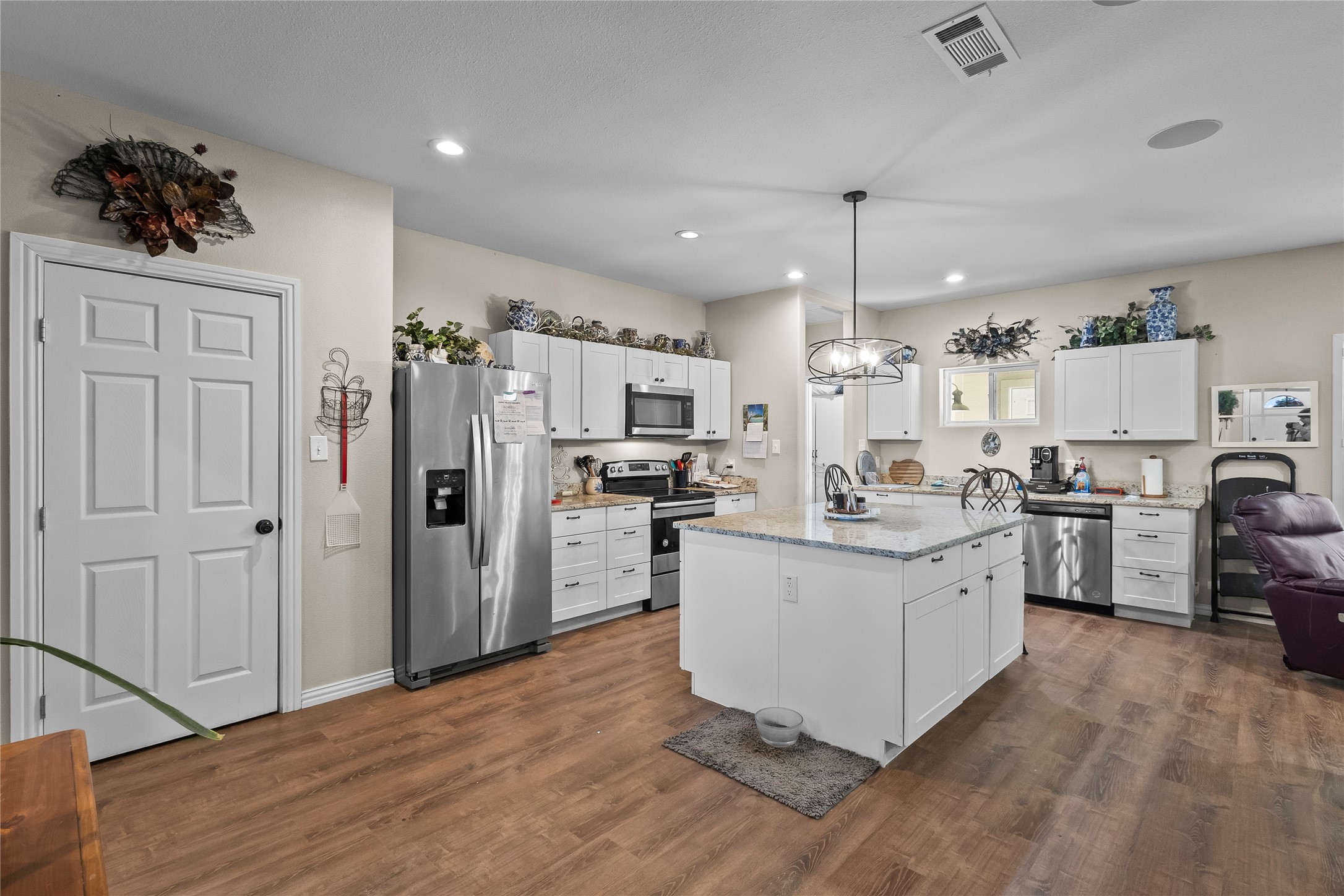 8045 County Road 1200 Grandview TX 76050