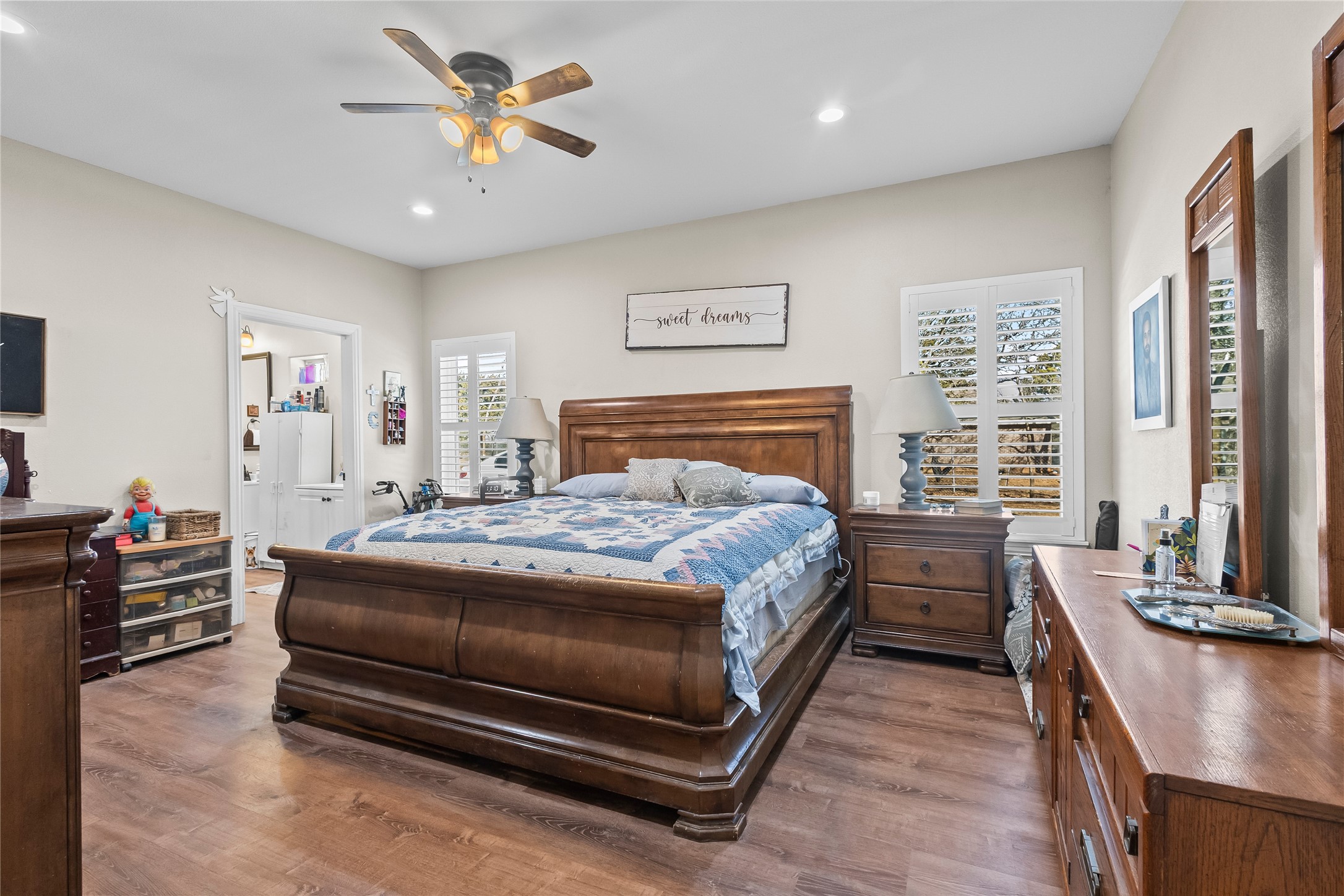 8045 County Road 1200 Grandview TX 76050