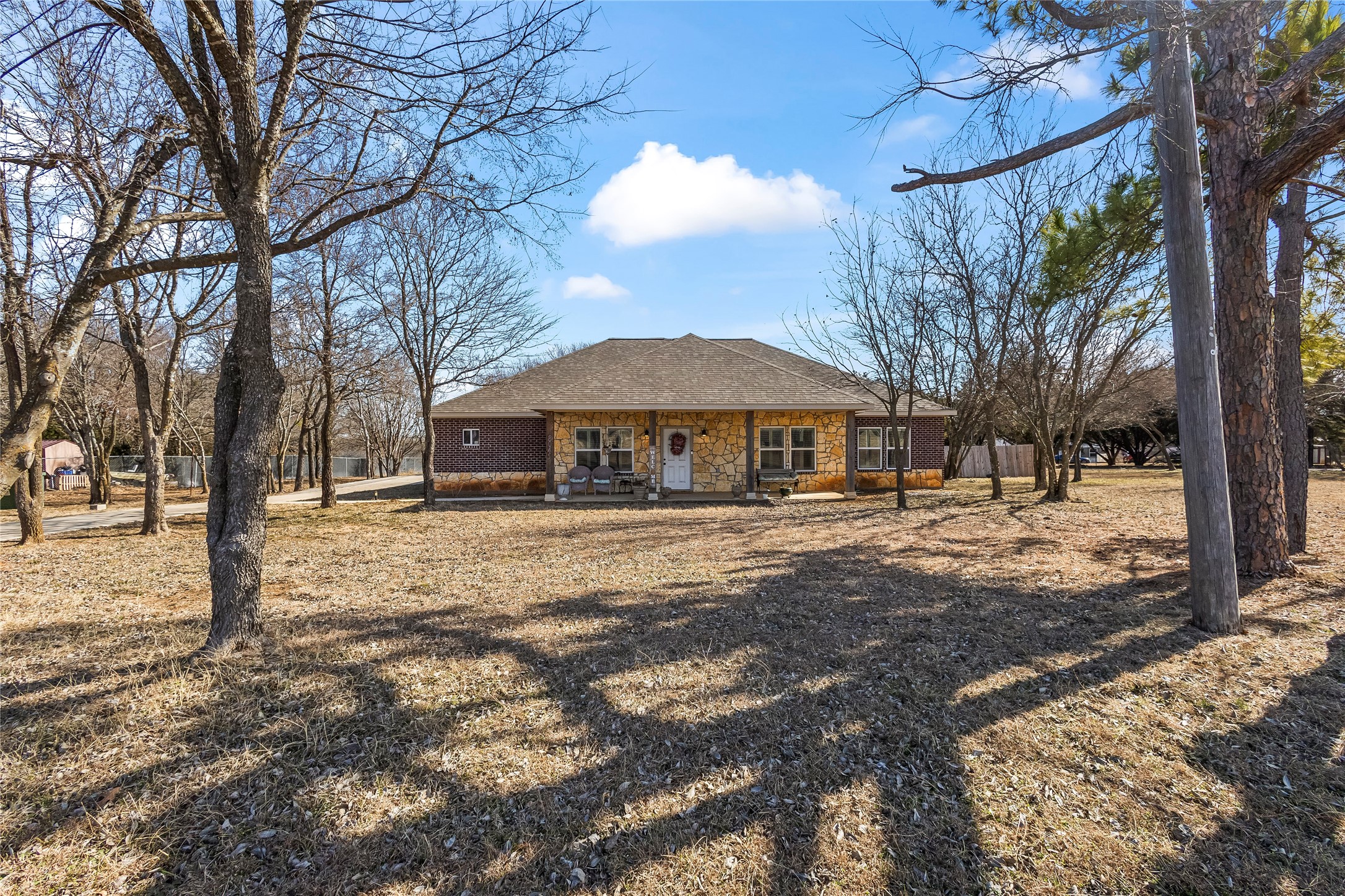 8045 County Road 1200 Grandview TX 76050