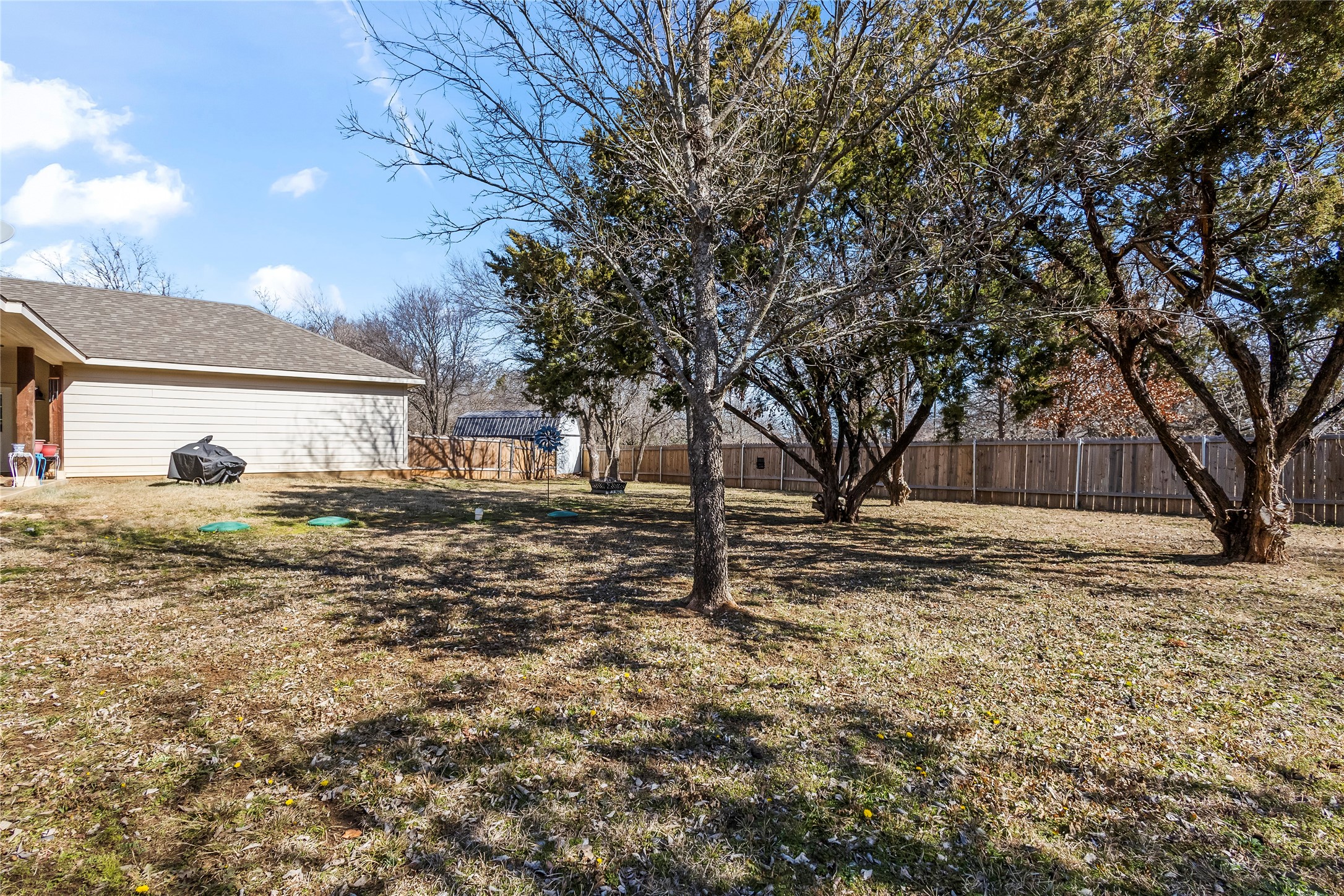 8045 County Road 1200 Grandview TX 76050