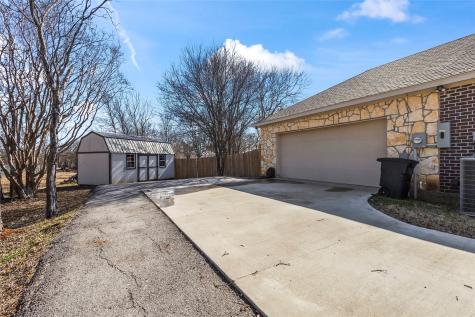 8045 County Road 1200 Grandview TX 76050