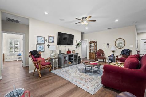 8045 County Road 1200 Grandview TX 76050