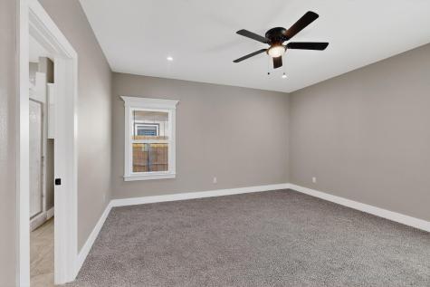 1221 S Rockwall Avenue Terrell TX 75160