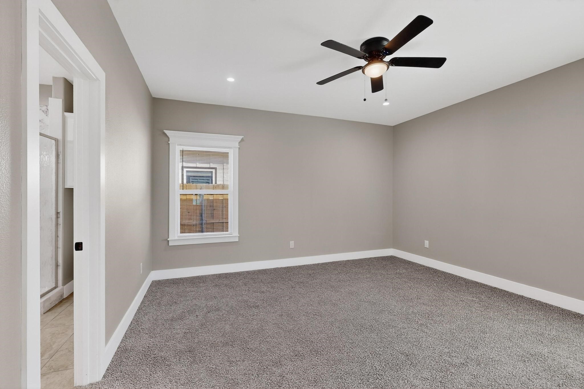 1221 S Rockwall Avenue Terrell TX 75160