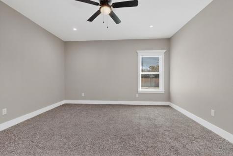 1221 S Rockwall Avenue Terrell TX 75160