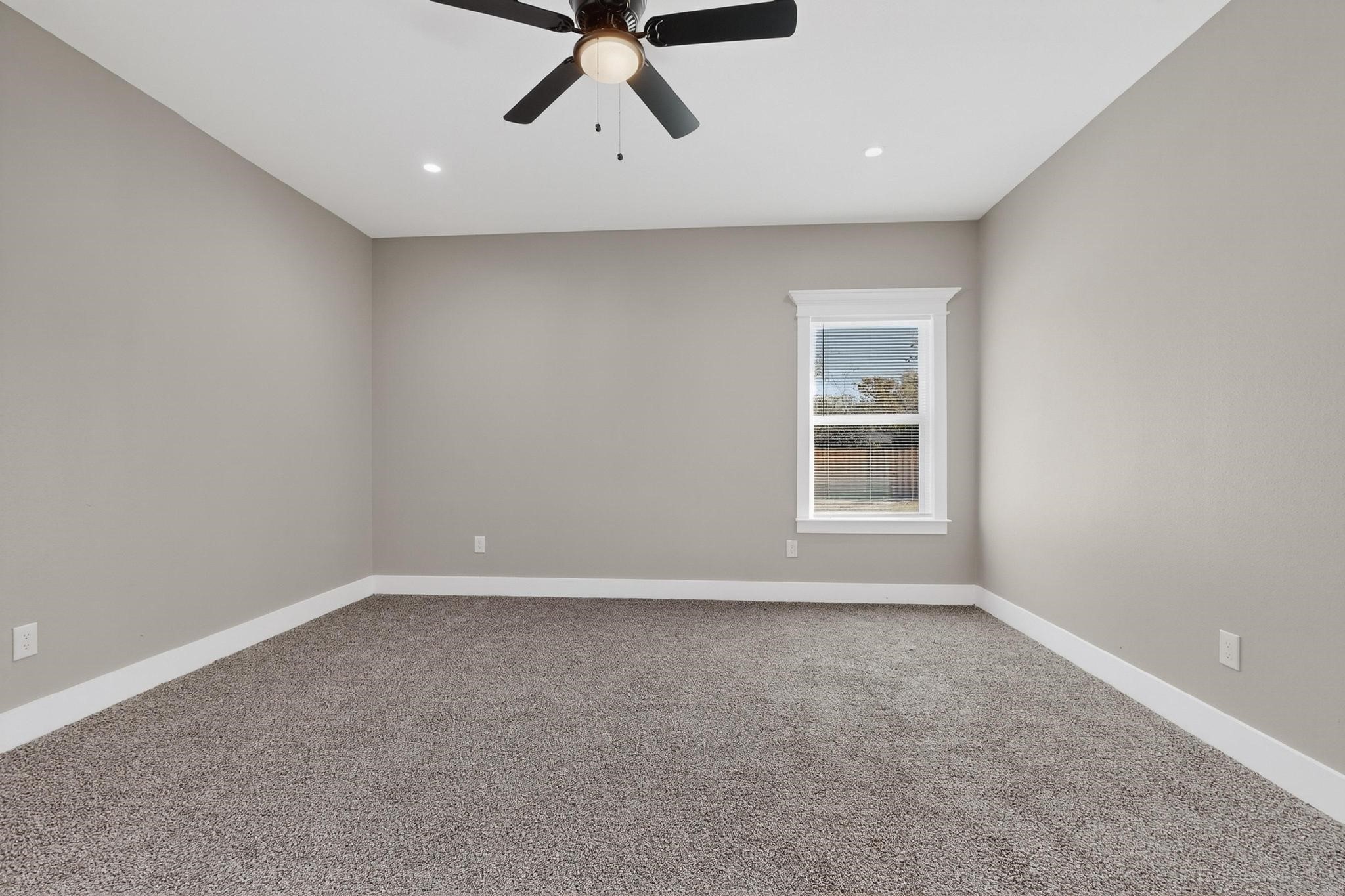1221 S Rockwall Avenue Terrell TX 75160