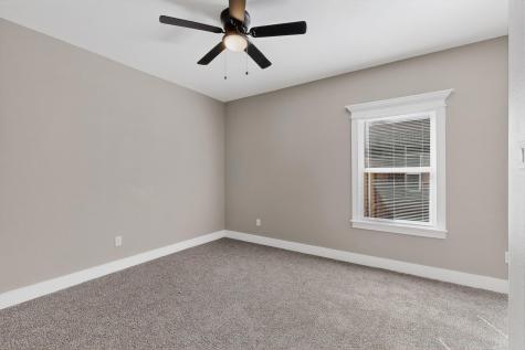 1221 S Rockwall Avenue Terrell TX 75160