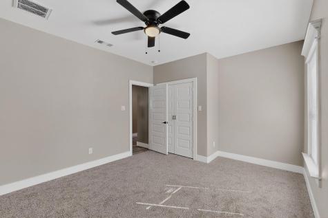 1221 S Rockwall Avenue Terrell TX 75160