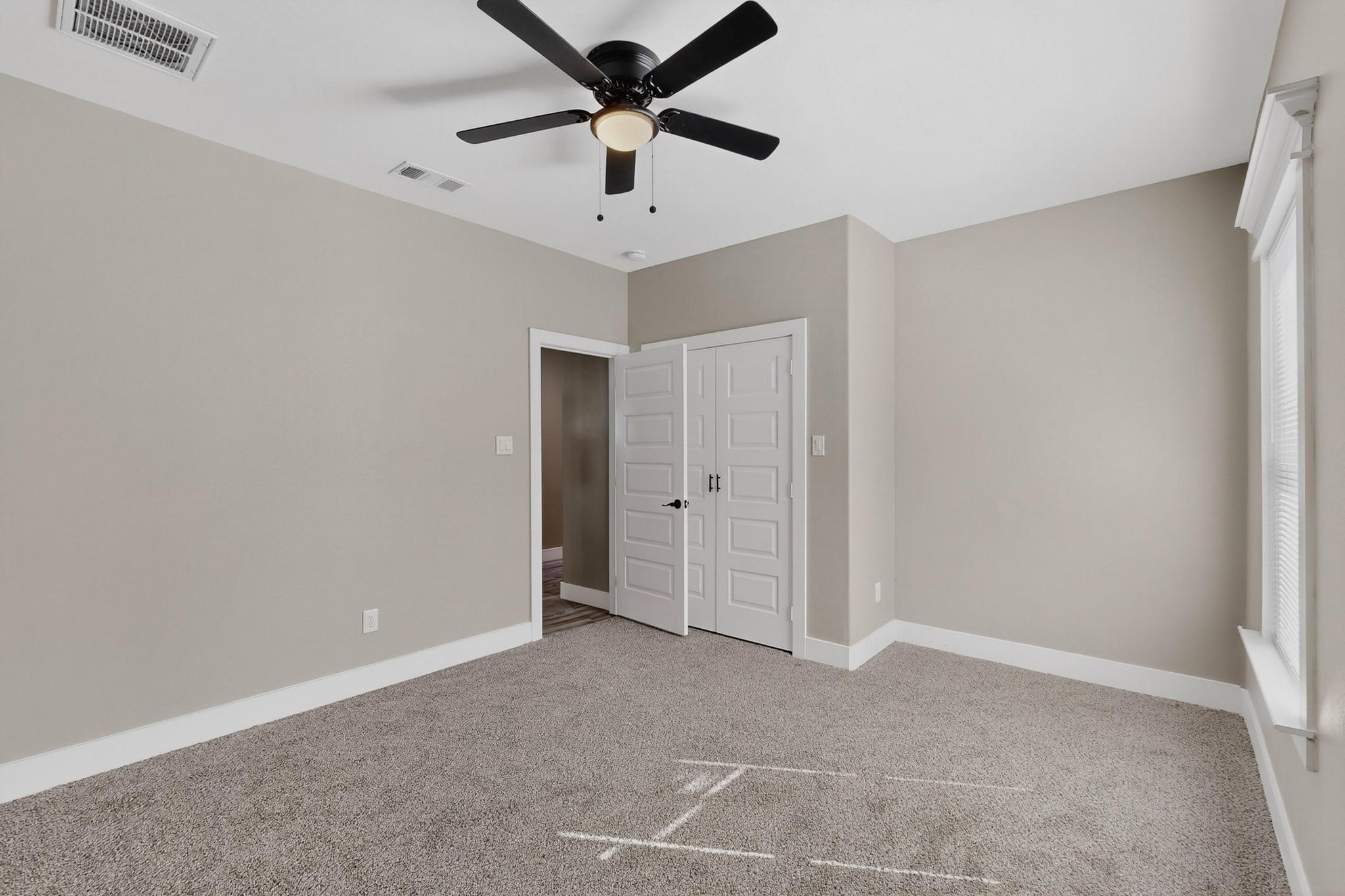 1221 S Rockwall Avenue Terrell TX 75160