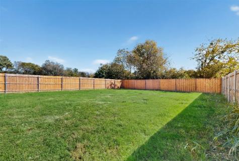 1221 S Rockwall Avenue Terrell TX 75160