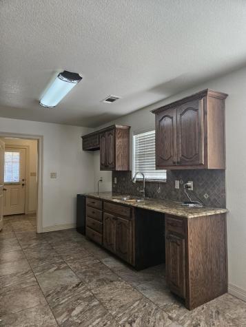 400 S Powell Street Corsicana TX 75110