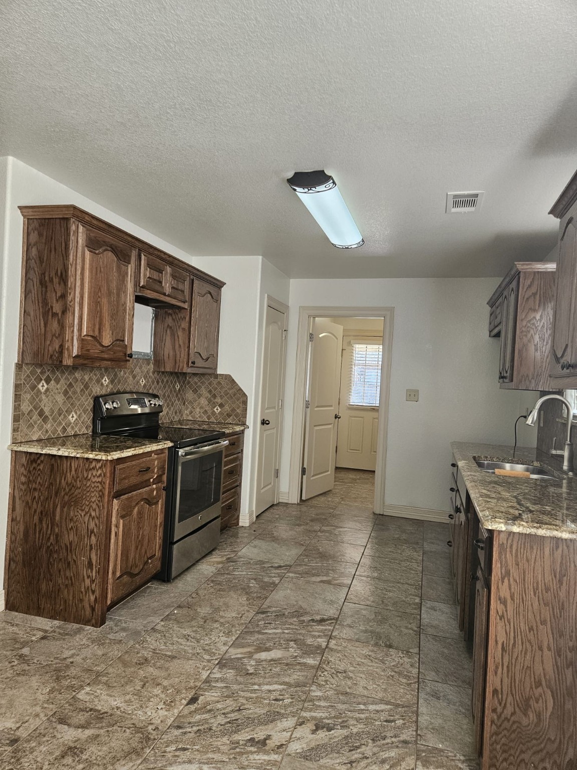 400 S Powell Street Corsicana TX 75110