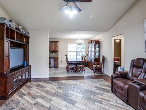 400 S Powell Street Corsicana TX 75110