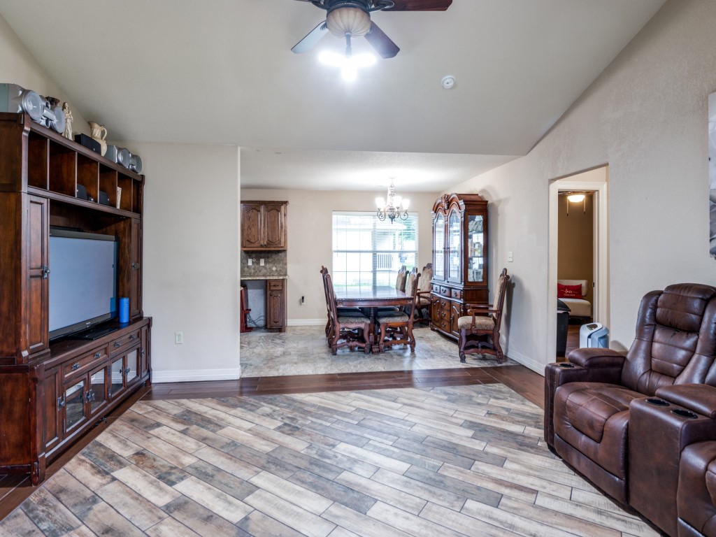 400 S Powell Street Corsicana TX 75110