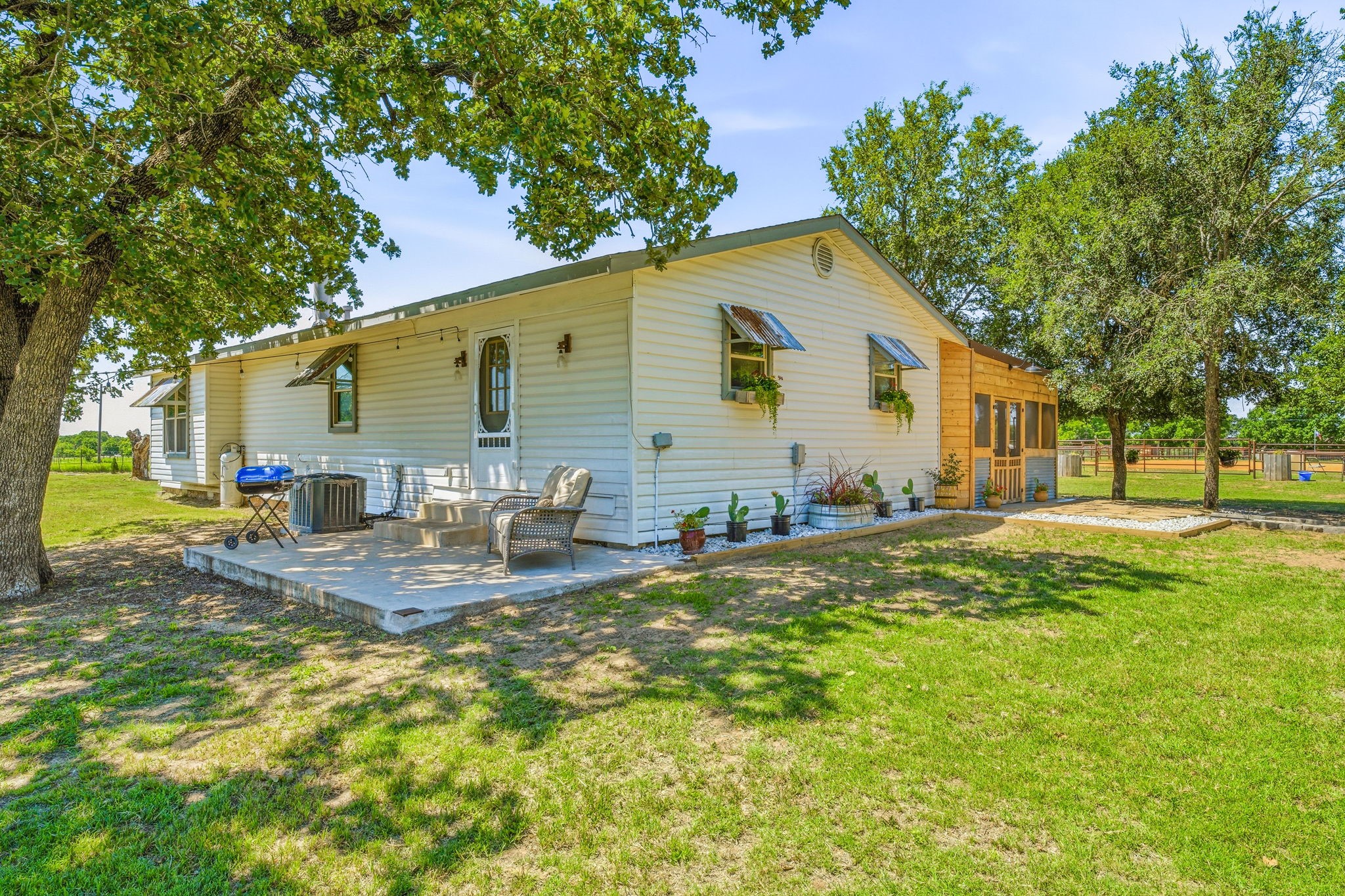 533 County Road 484 Stephenville TX 76401