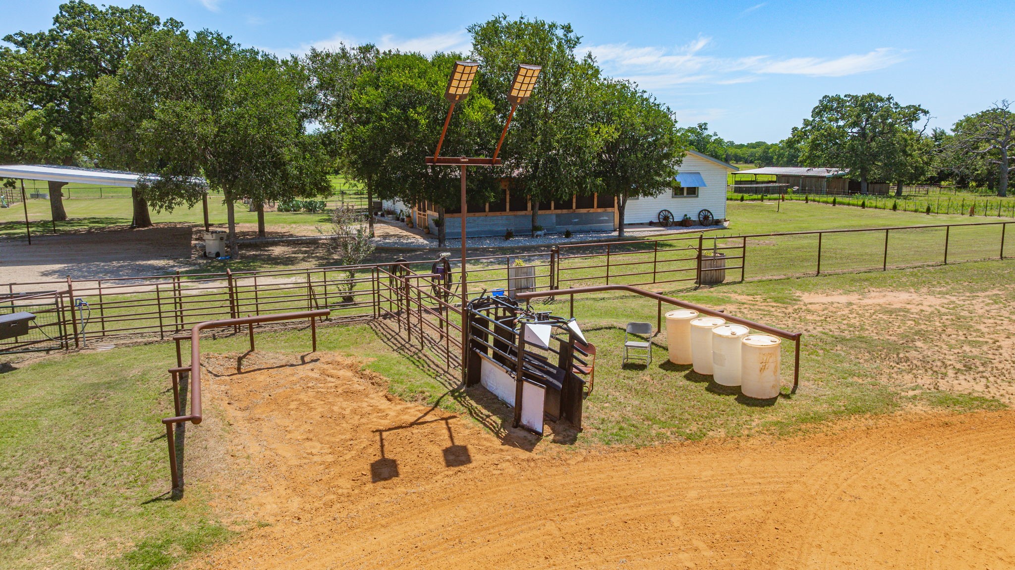 533 County Road 484 Stephenville TX 76401