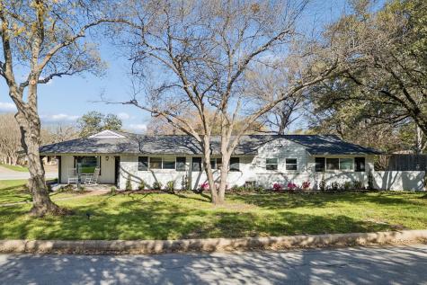 1828 Ems Road E Fort Worth TX 76116