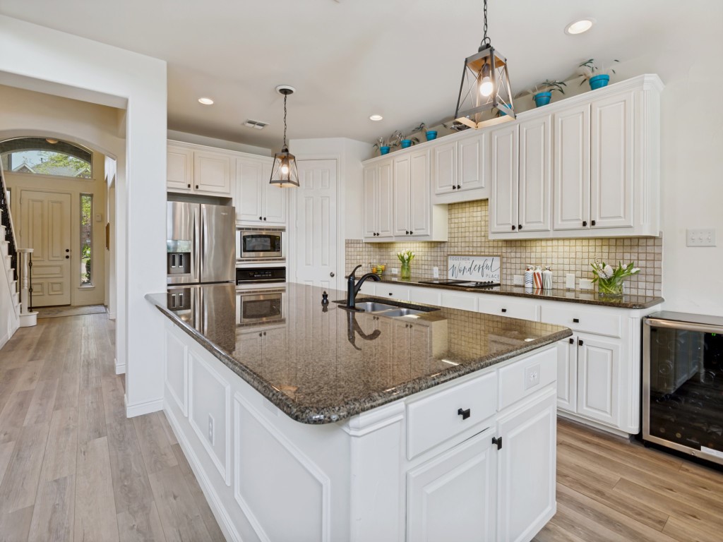 944 Excalibur Drive Highland Village TX 75077