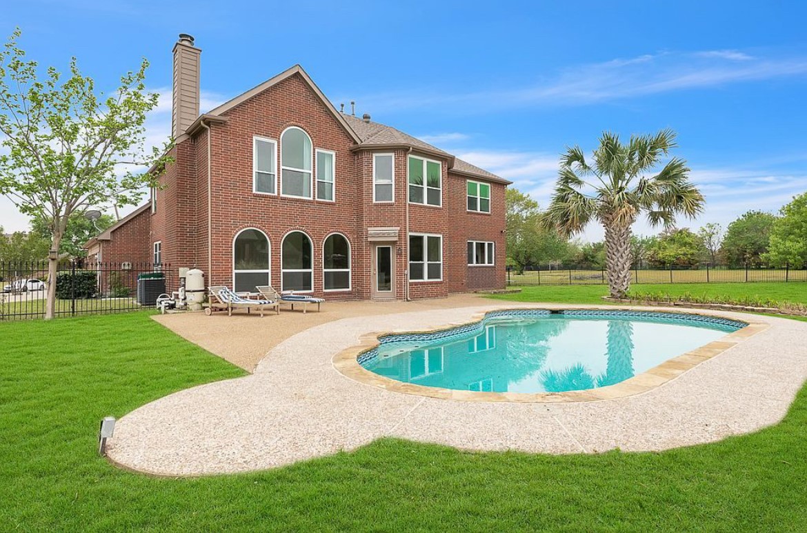 4 Foxborough Court Heath TX 75032