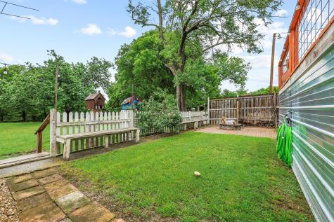901 8th Street Honey Grove TX 75446