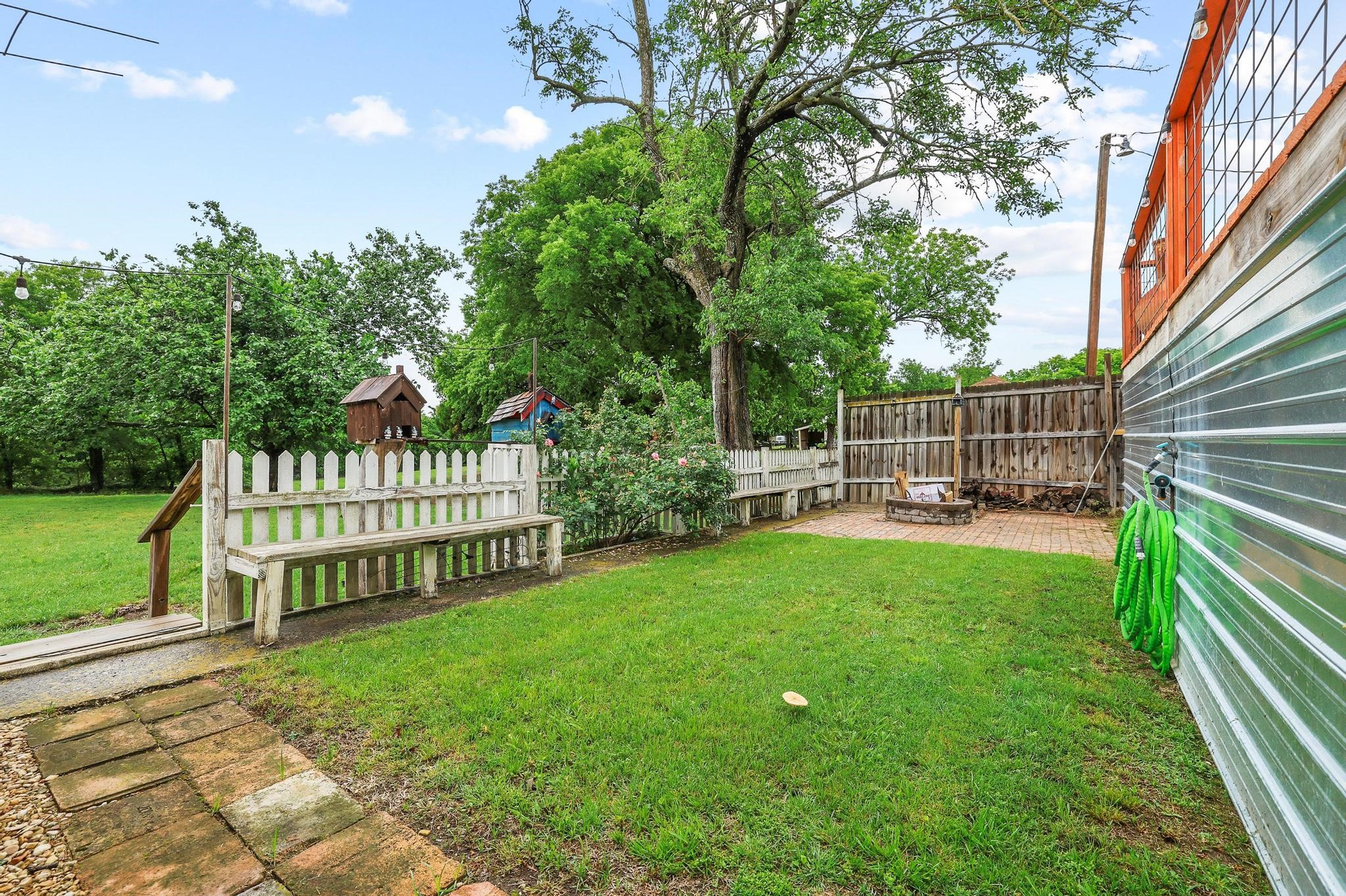 901 8th Street Honey Grove TX 75446