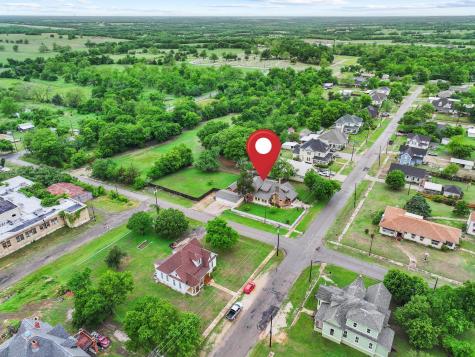 901 8th Street Honey Grove TX 75446