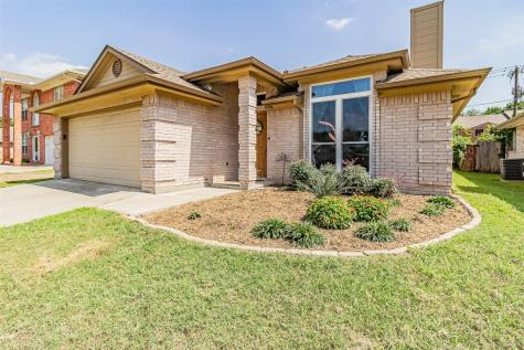 6834 Buenos Aires Drive North Richland Hills TX 76180