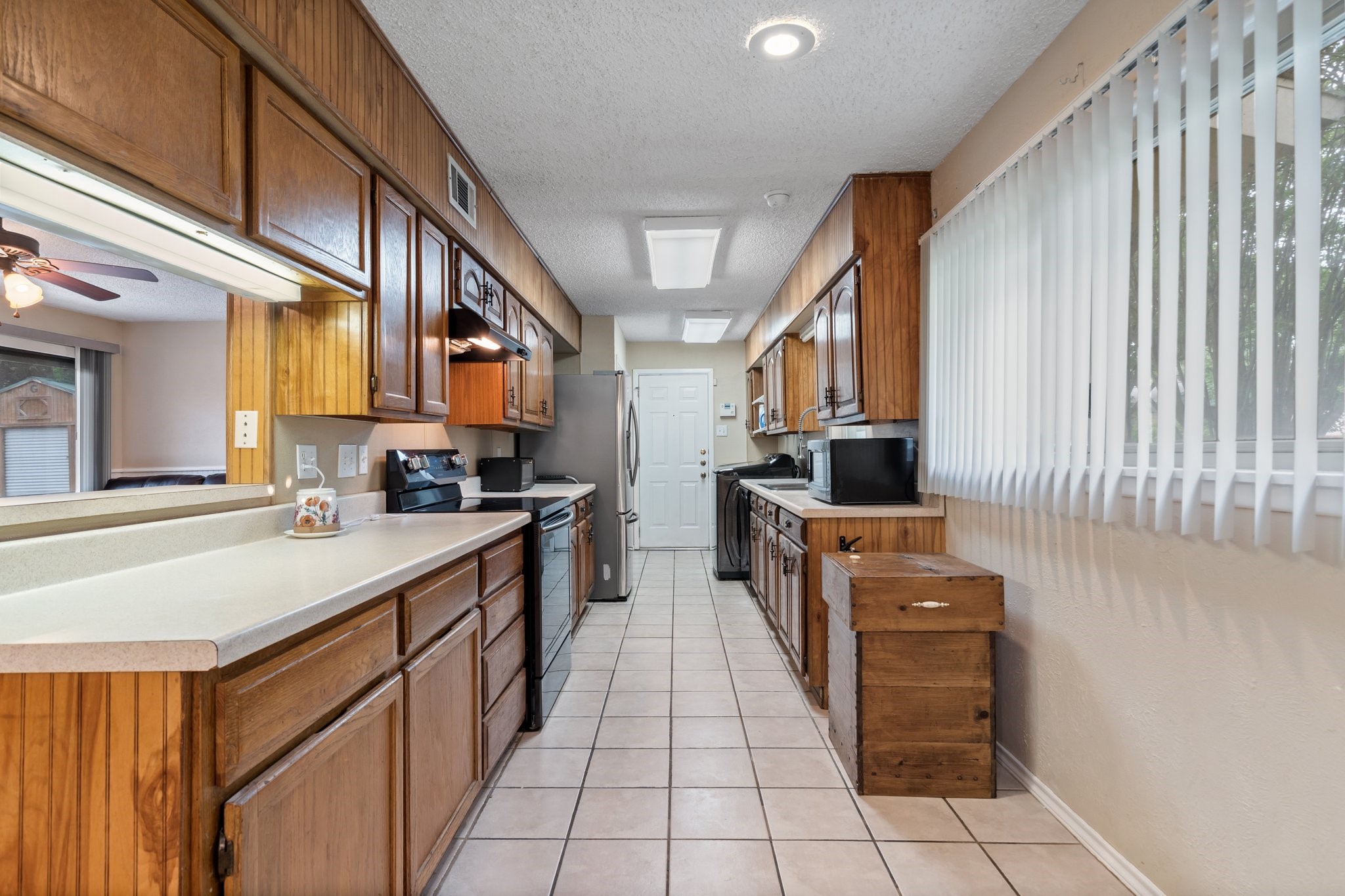 717 Van Horn Drive Irving TX 75060
