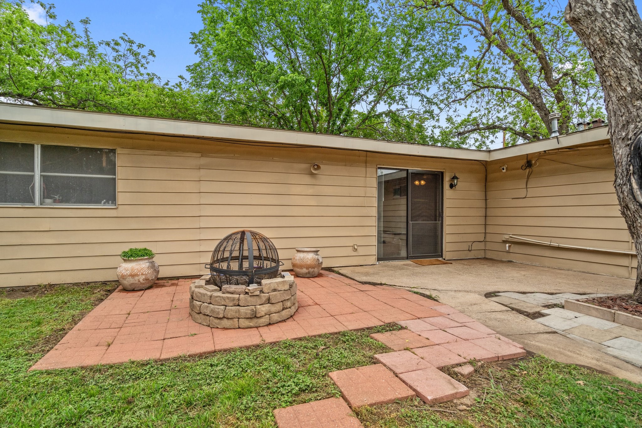 717 Van Horn Drive Irving TX 75060