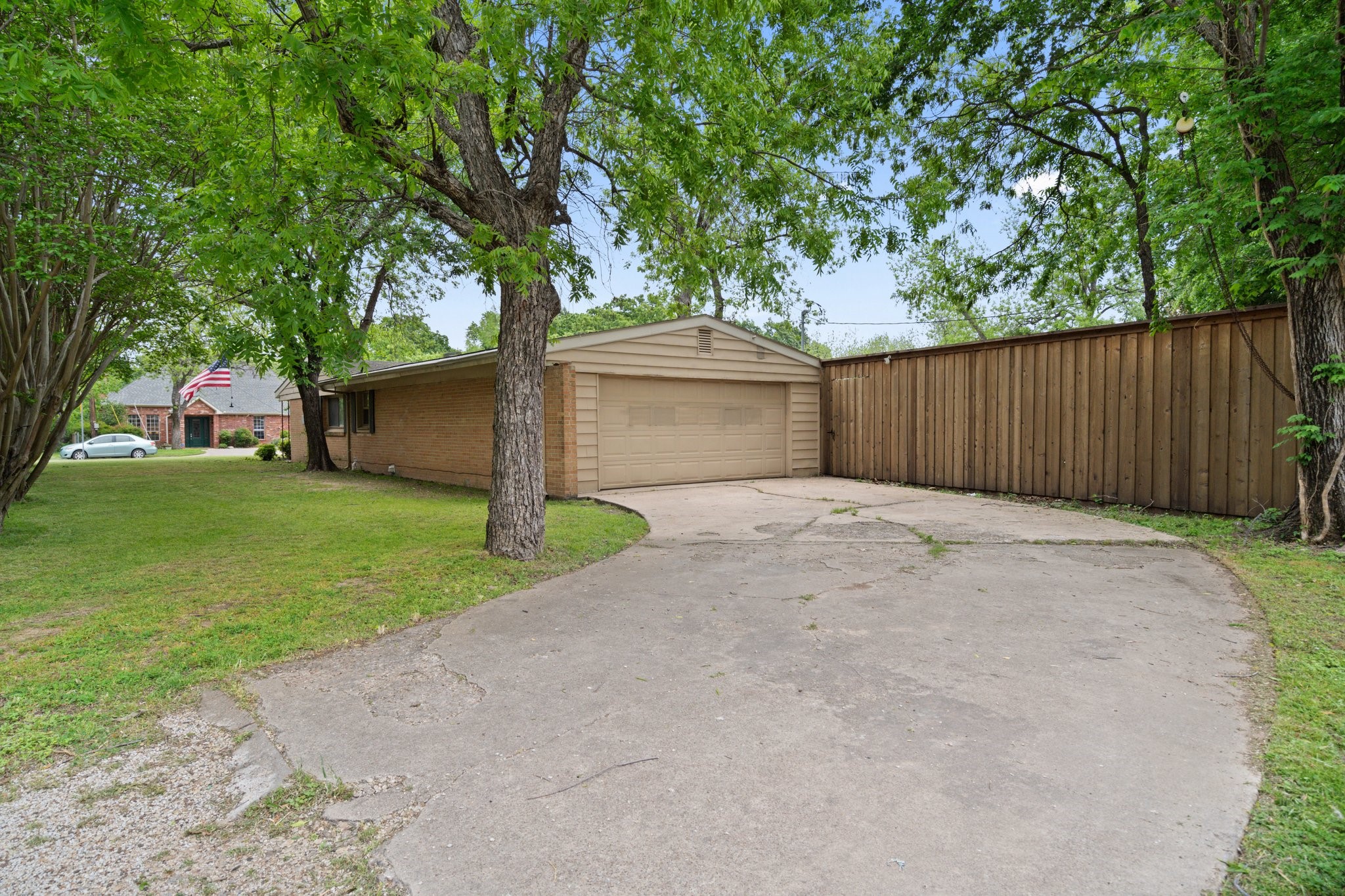 717 Van Horn Drive Irving TX 75060