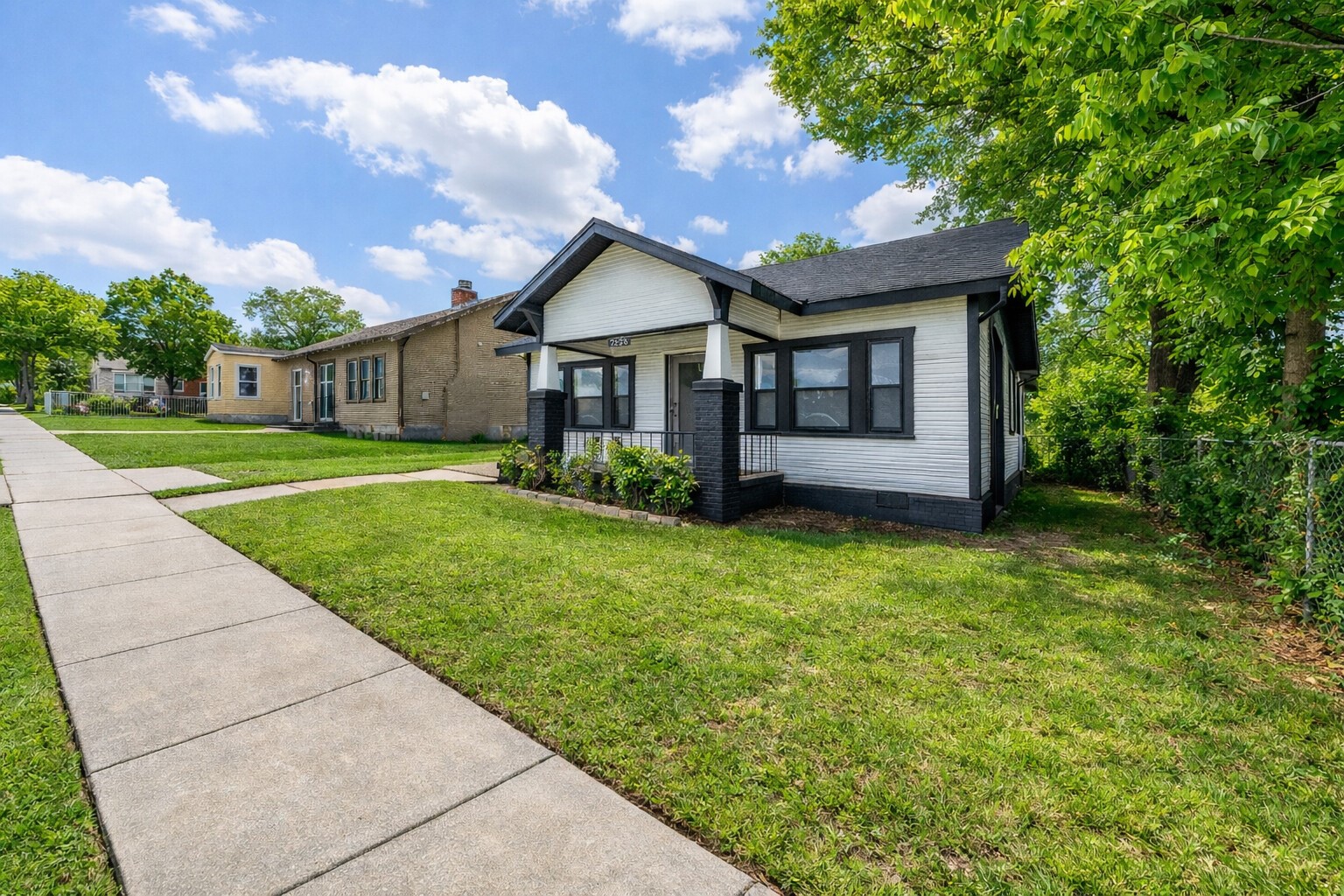 2628 Avenue G Fort Worth TX 76105