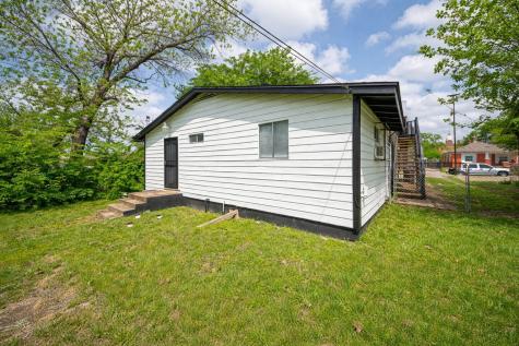 2628 Avenue G Fort Worth TX 76105